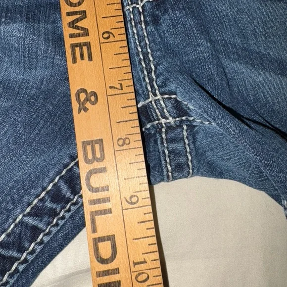 Miss Me Dark Wash Low Rise Easy Skinny Jeans Size 27/31 - Picture 9 of 11